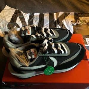 Nike Sacai Waffle black/ white size 10